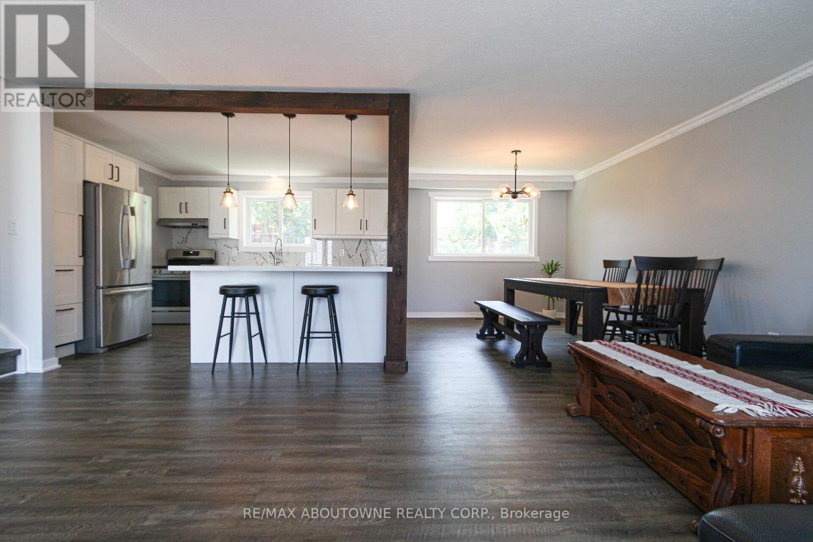 Photo 43 of 626 Cape Avenue, Burlington ON