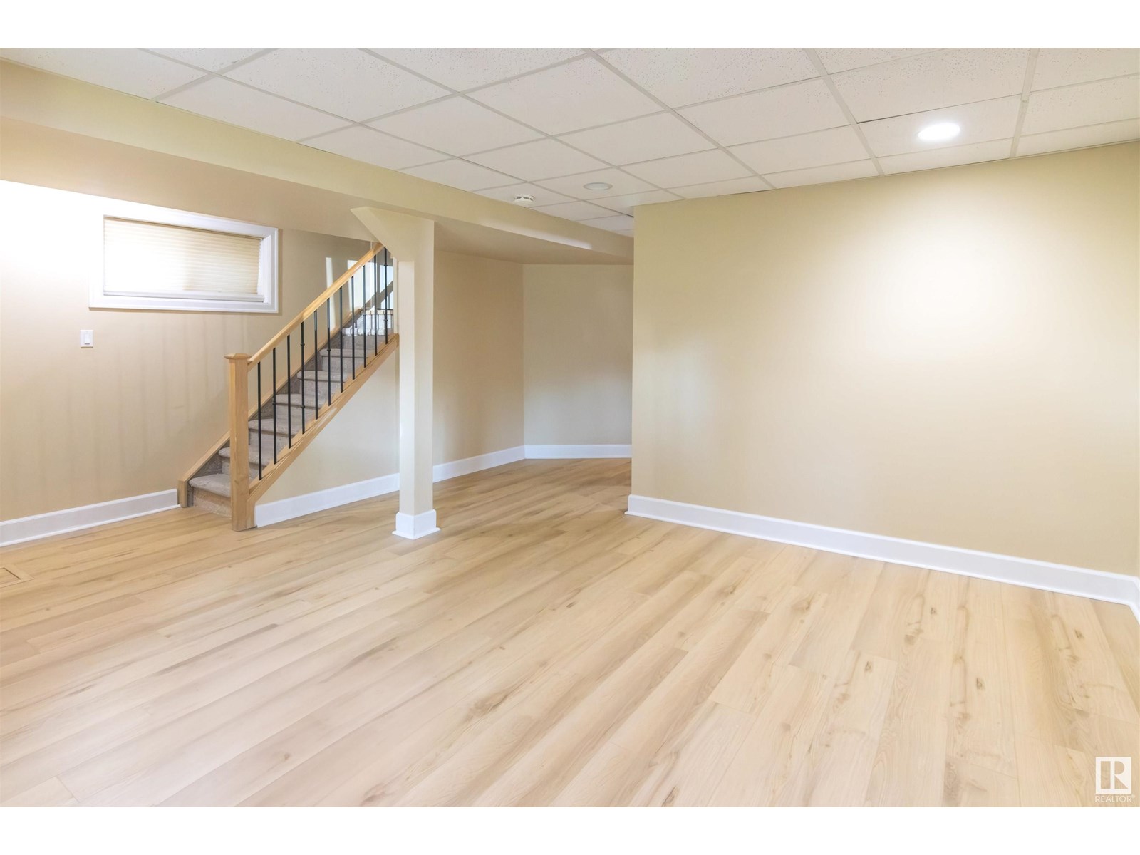 Photo 27 of 9217 92 St Nw, Edmonton AB
