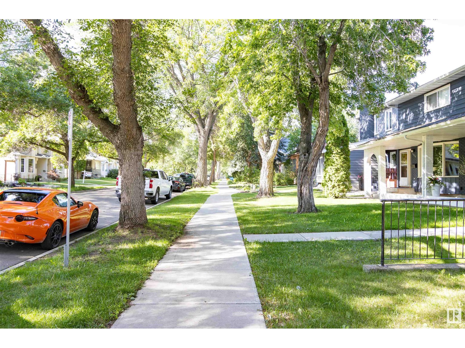 Photo 43 of 9217 92 St Nw, Edmonton AB