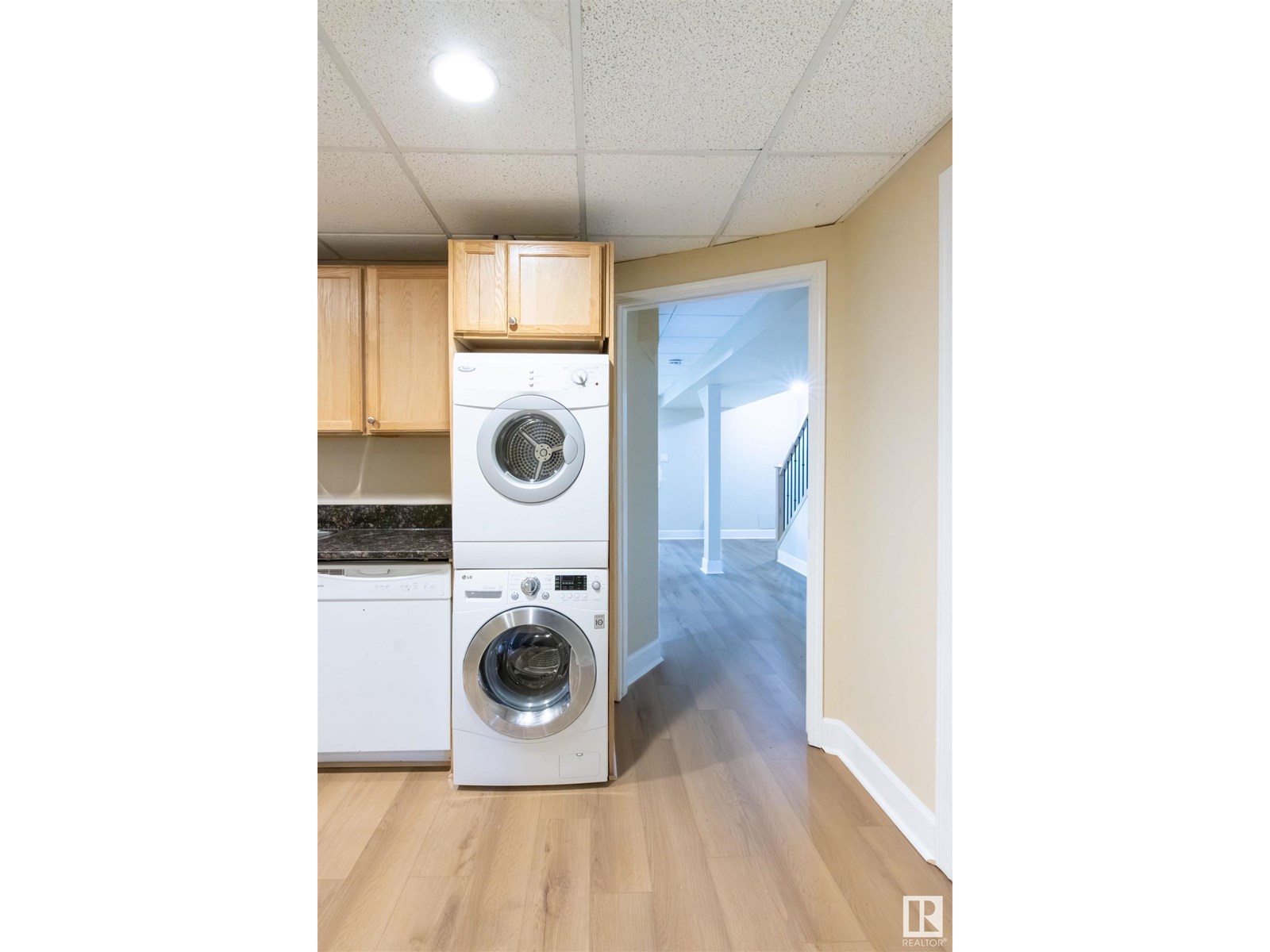 Photo 31 of 9217 92 St Nw, Edmonton AB