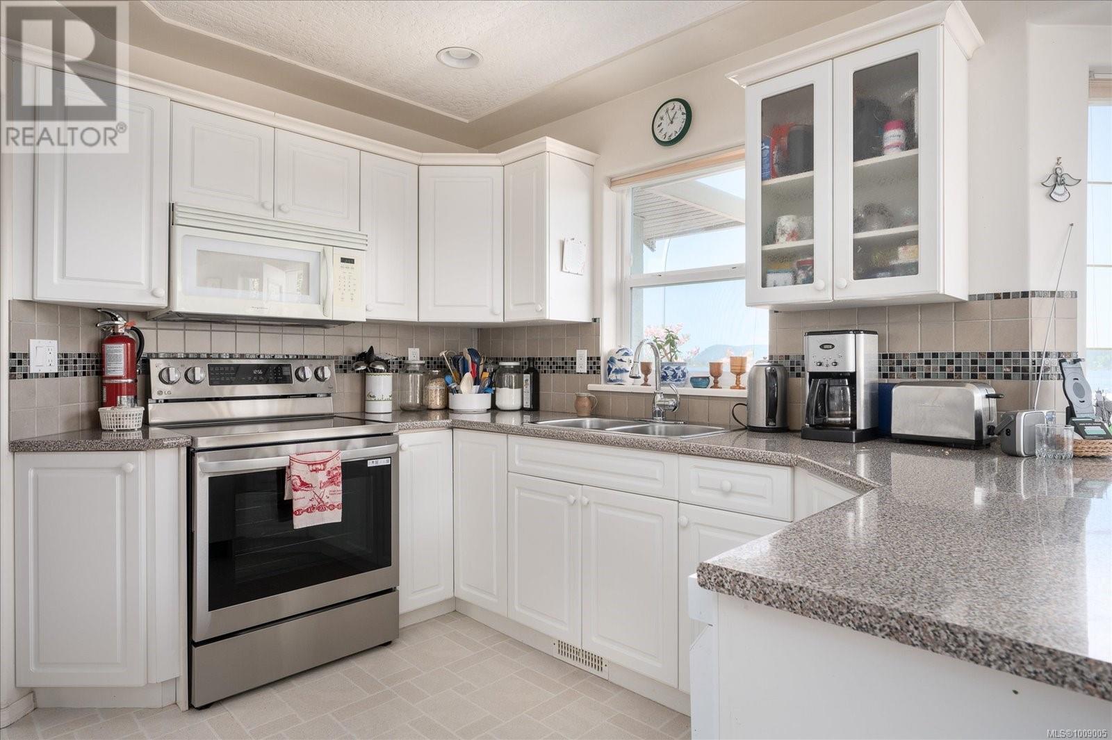 432 Blair Pl, Ladysmith