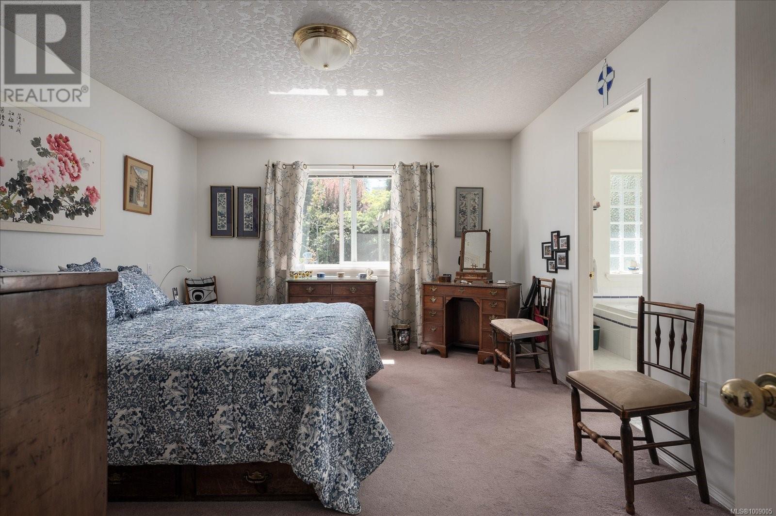 432 Blair Pl, Ladysmith