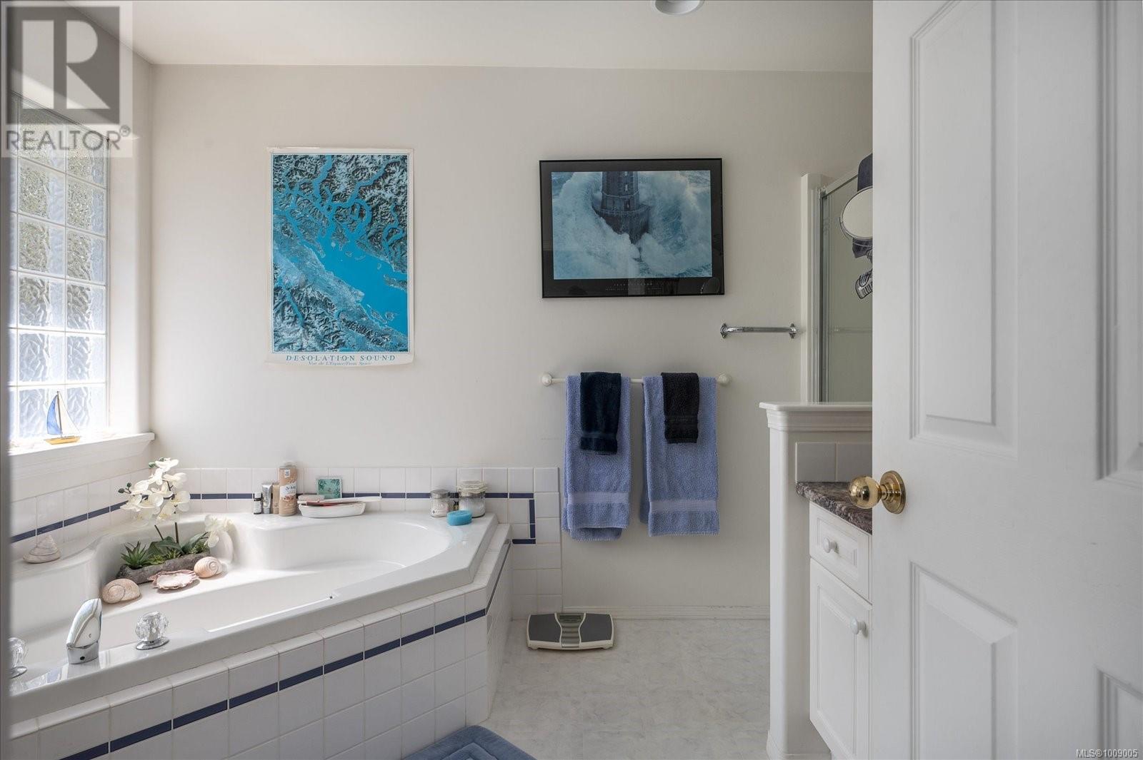 432 Blair Pl, Ladysmith