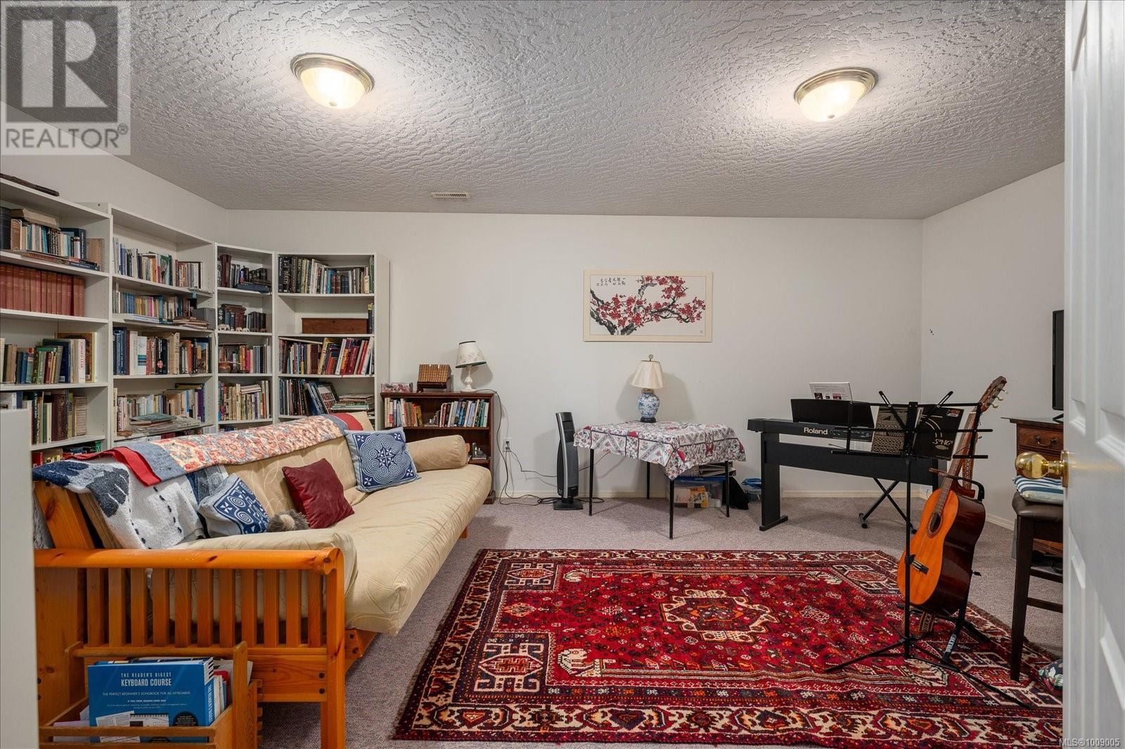 432 Blair Pl, Ladysmith