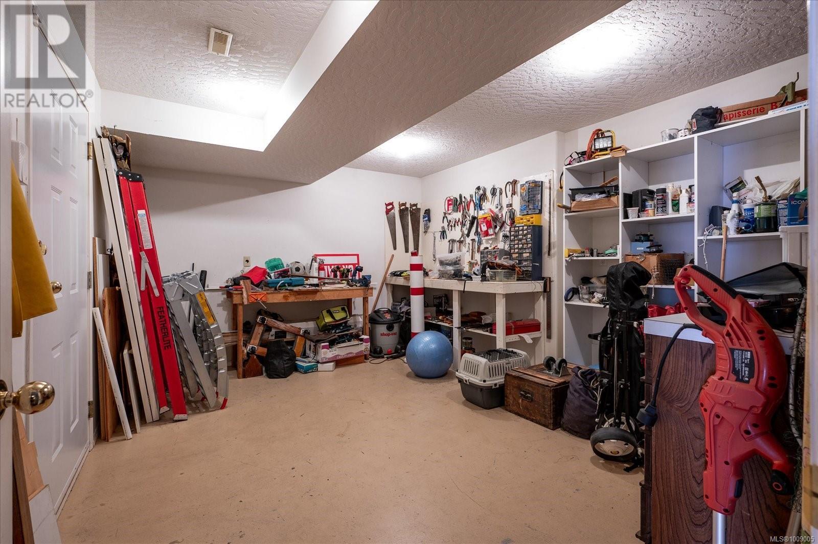 432 Blair Pl, Ladysmith