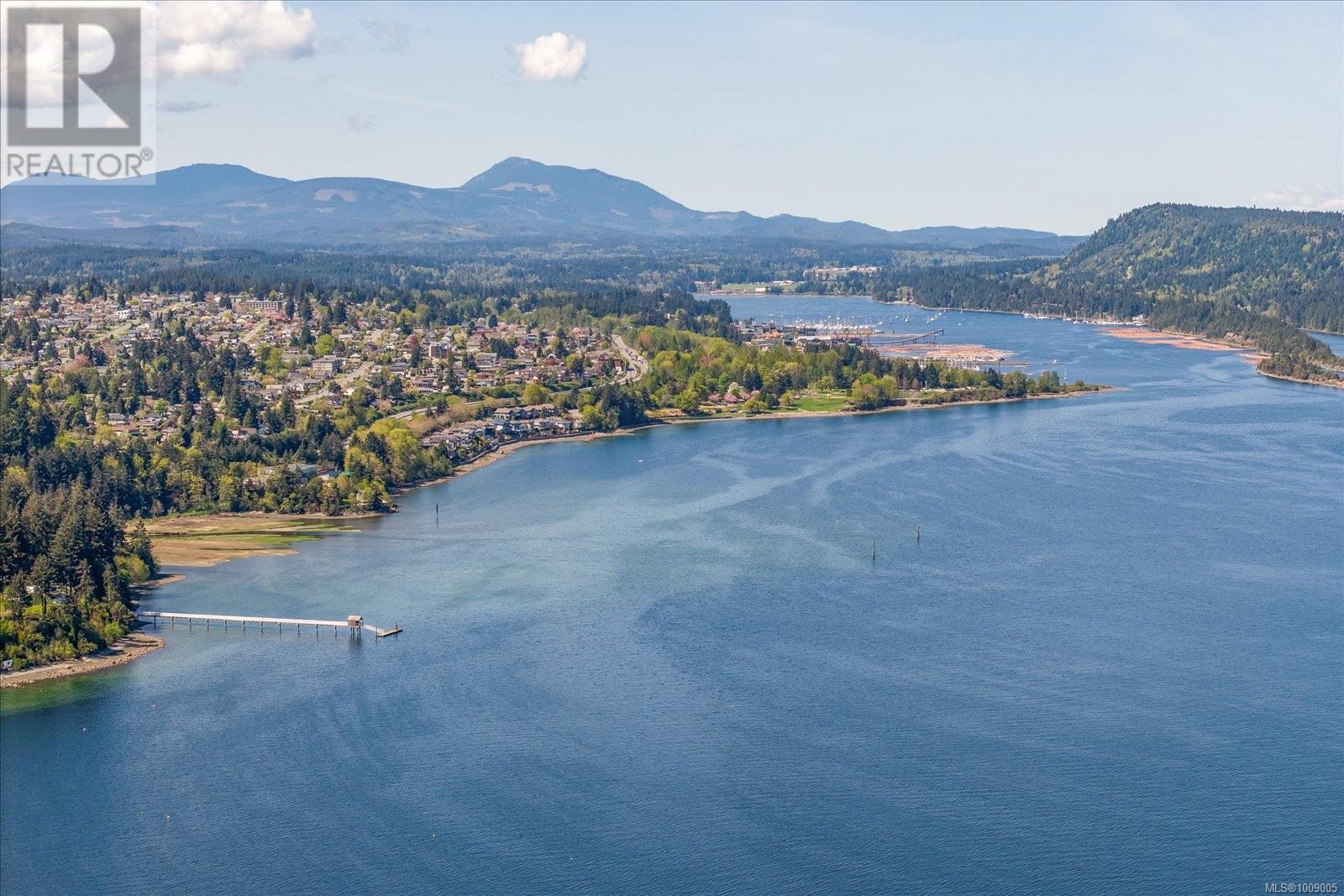 432 Blair Pl, Ladysmith