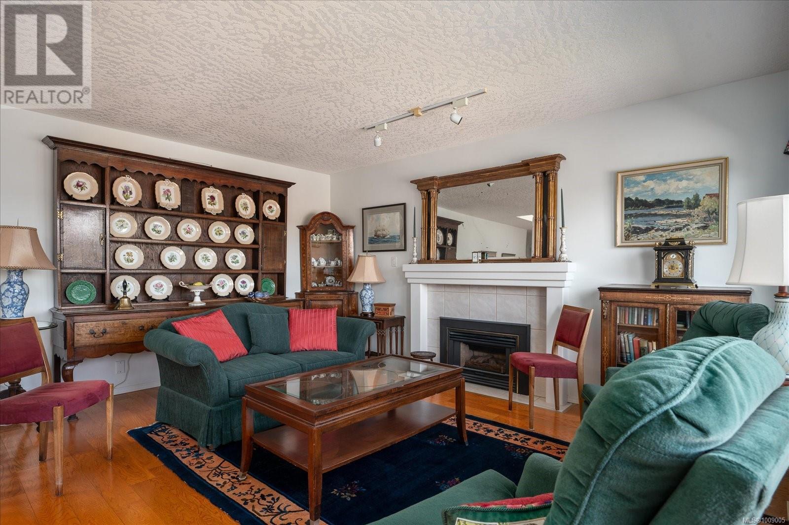 432 Blair Pl, Ladysmith