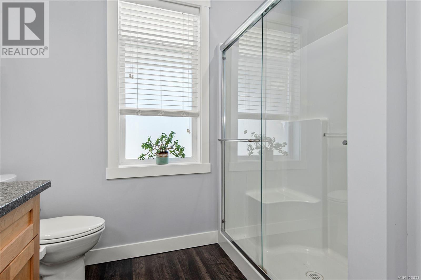 Photo 16 of 2 1580 Glen Eagle Dr, Campbell River BC