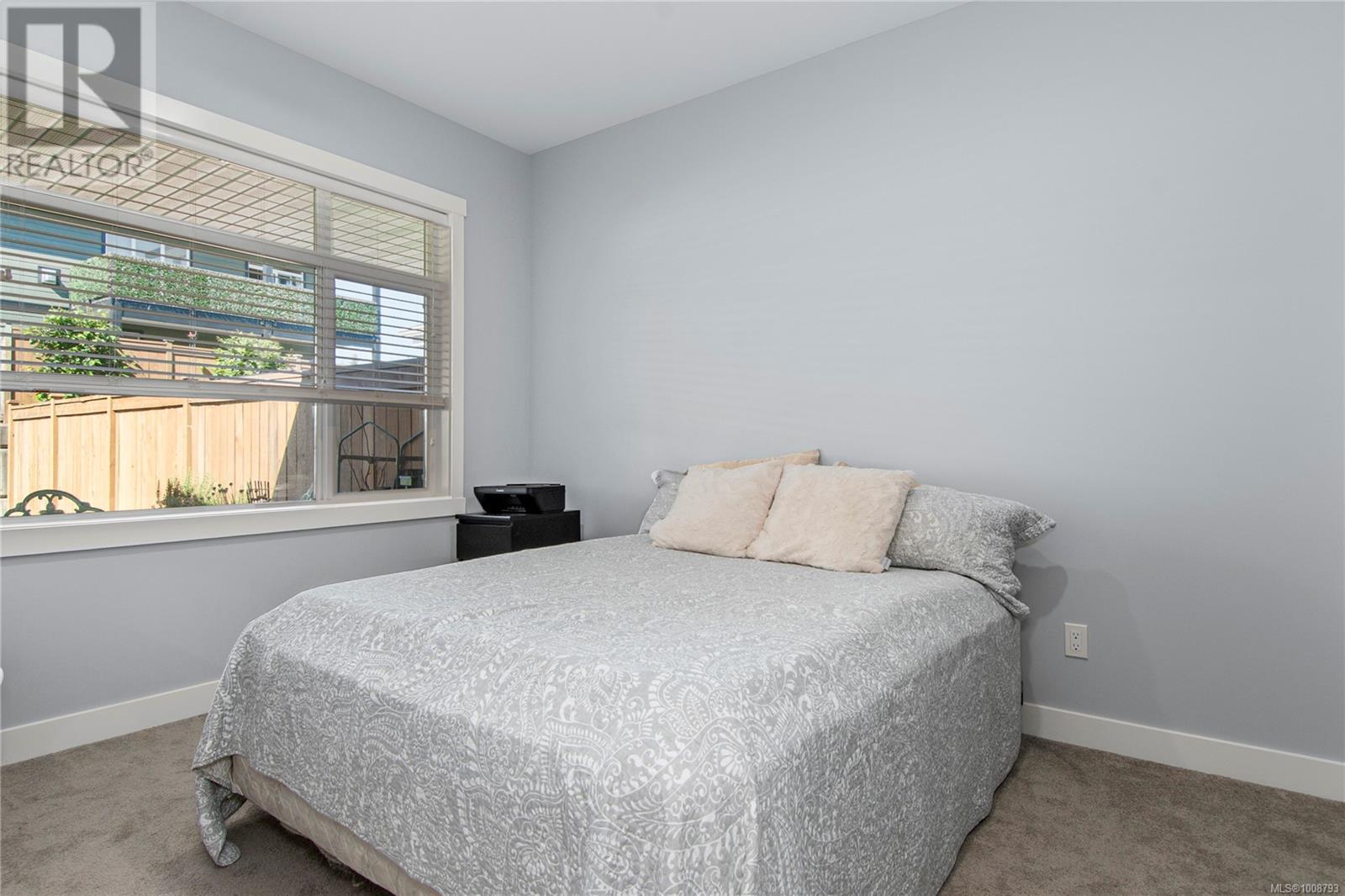 Photo 18 of 2 1580 Glen Eagle Dr, Campbell River BC