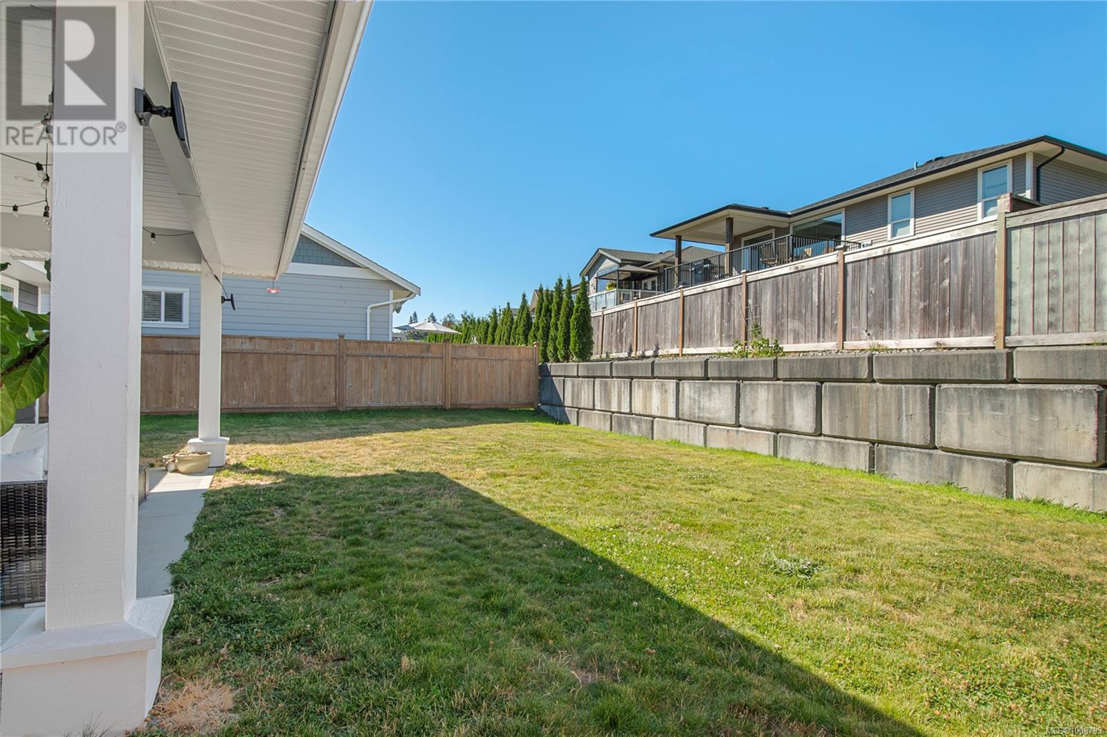 Photo 27 of 2 1580 Glen Eagle Dr, Campbell River BC