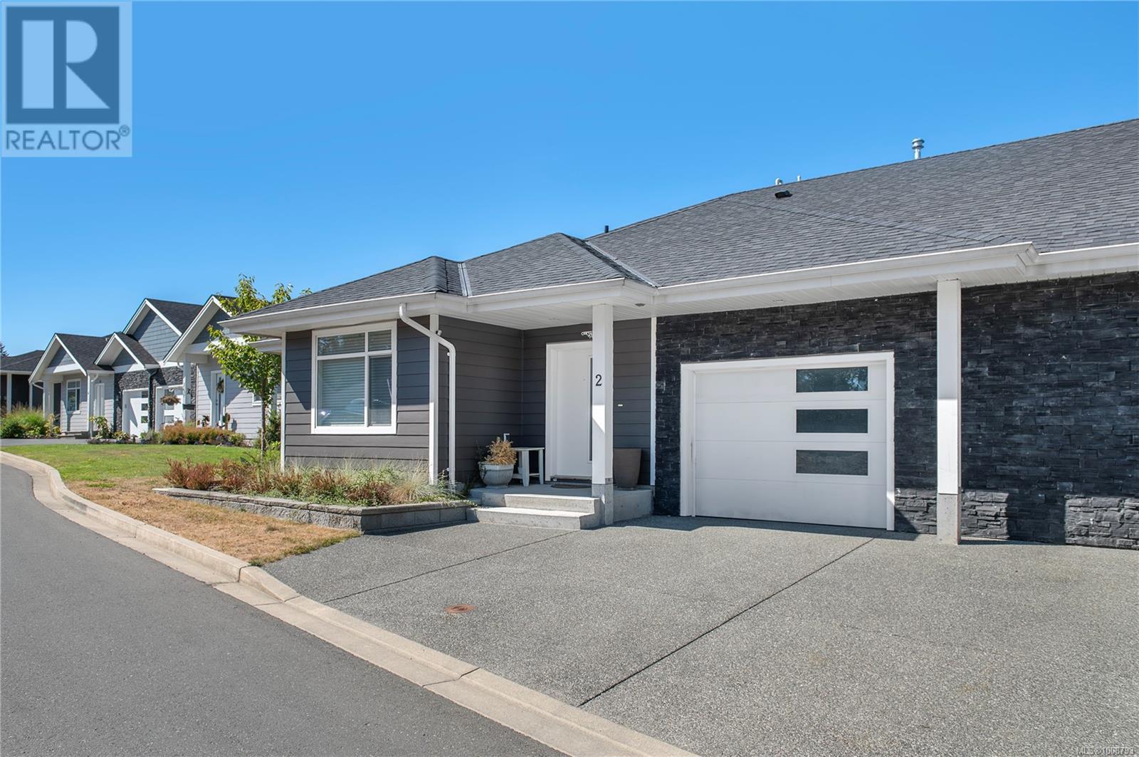 Photo 31 of 2 1580 Glen Eagle Dr, Campbell River BC