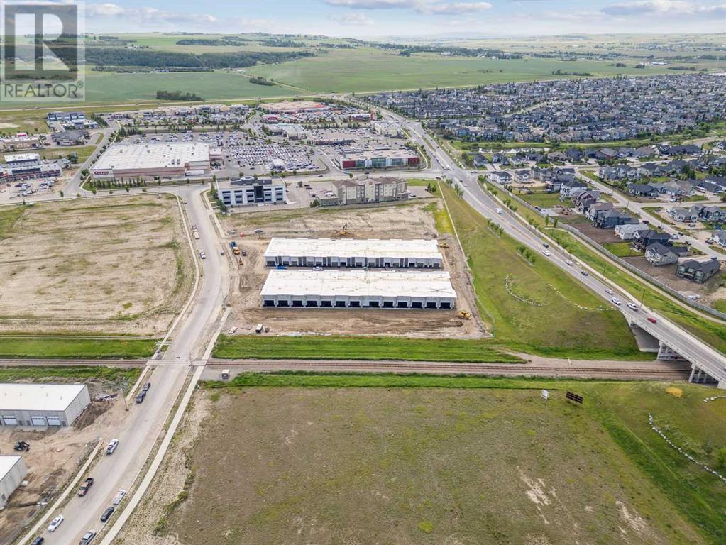 Photo 1 of 9 Southbank Crescent, Okotoks AB