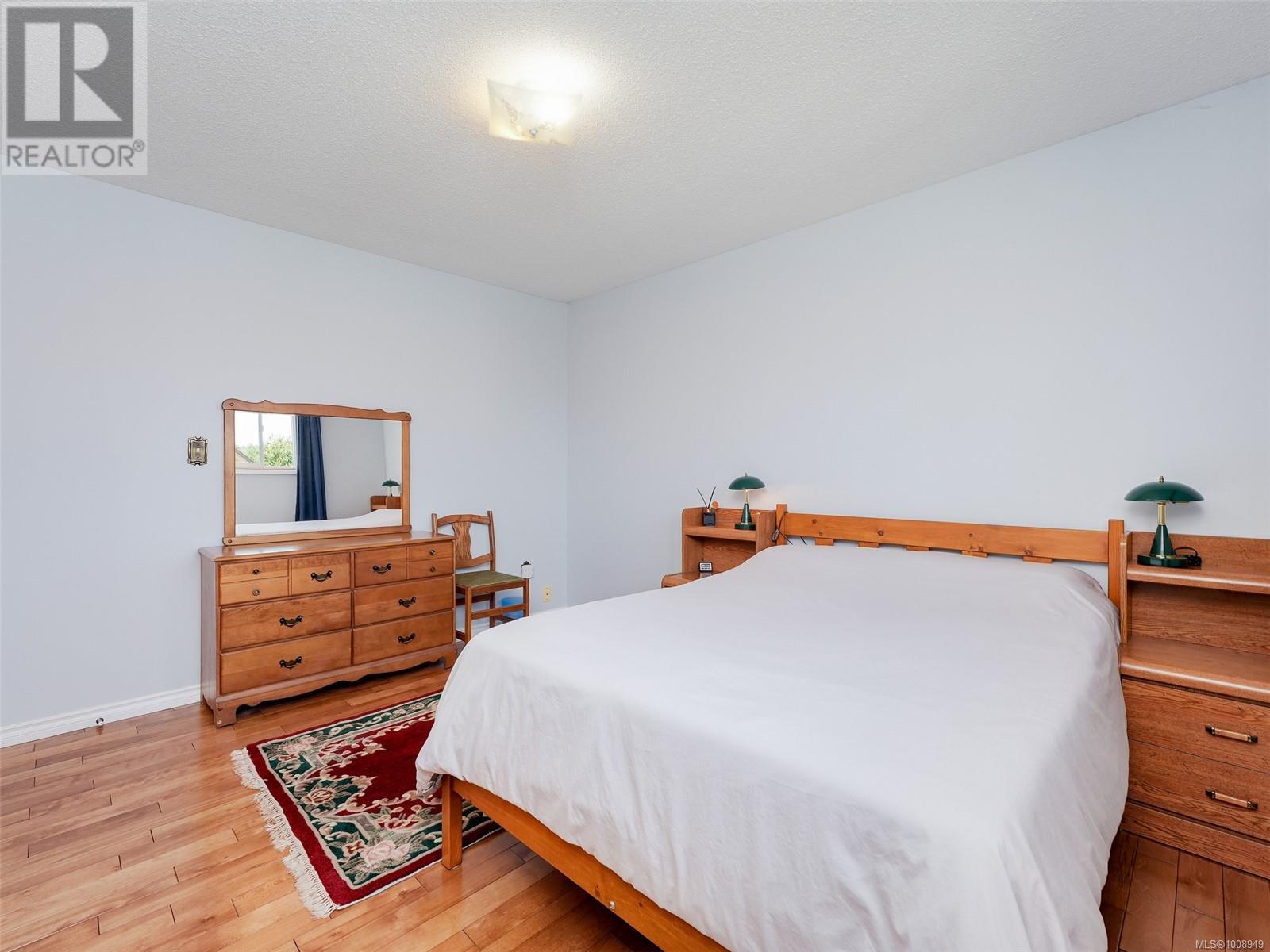 Photo 12 of 1629 Longacre Dr, Saanich BC