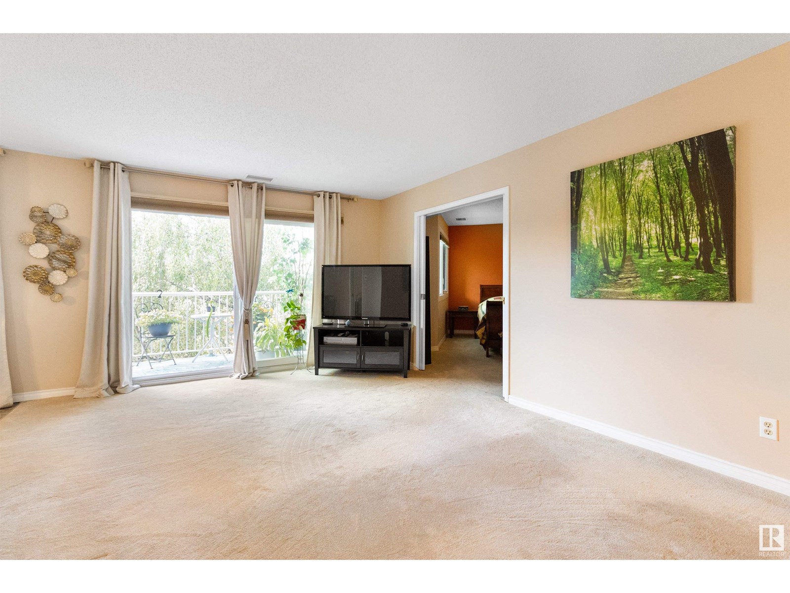 Photo 14 of 308 14810 51 Ave Nw, Edmonton AB