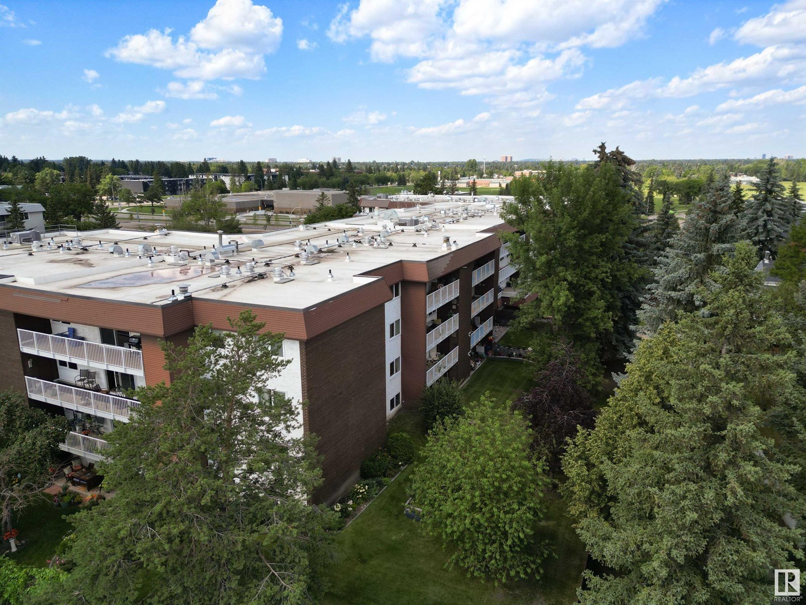 Photo 4 of 308 14810 51 Ave Nw, Edmonton AB