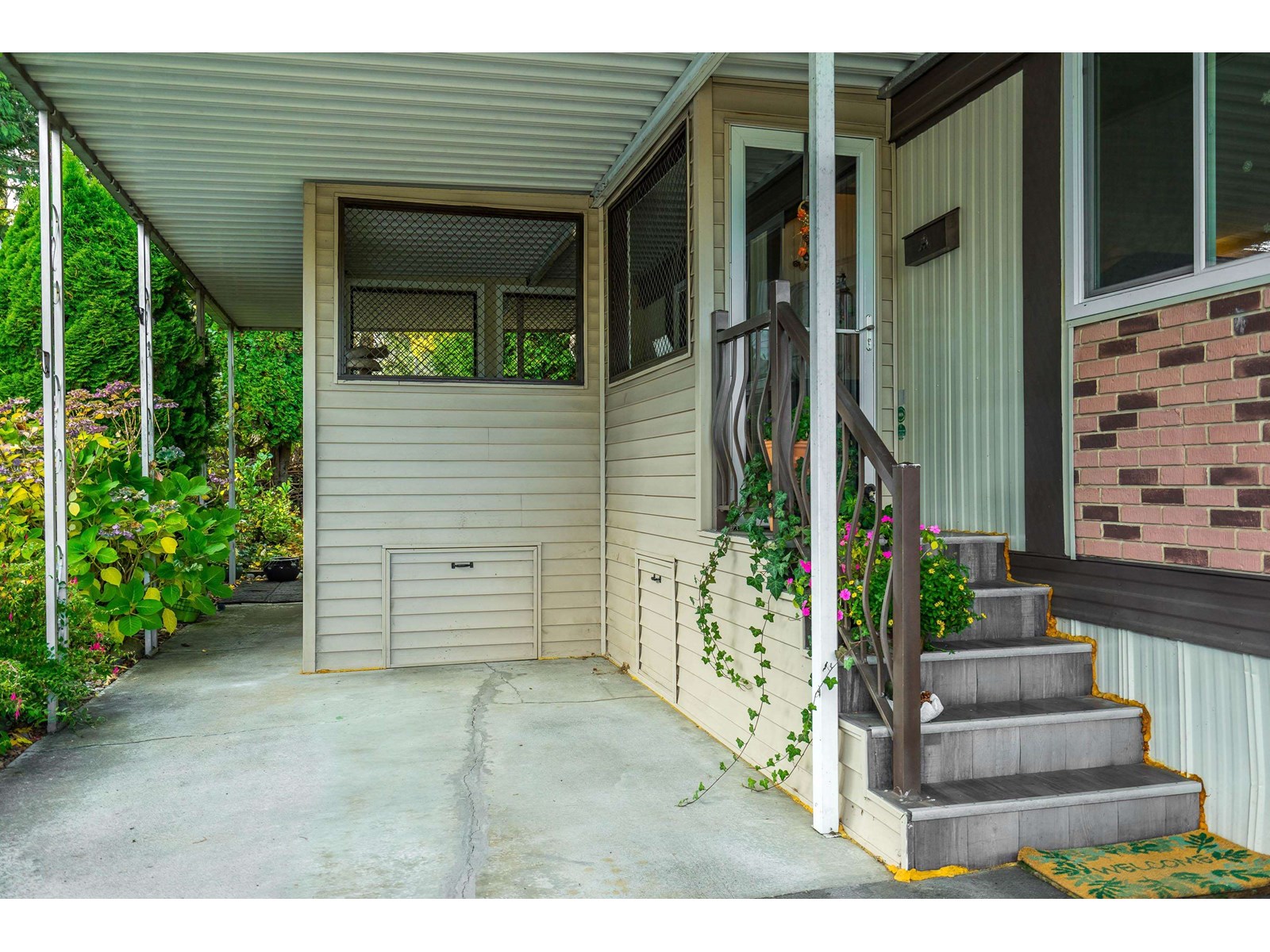 Photo 34 of 6 1840 160 Street, Surrey BC