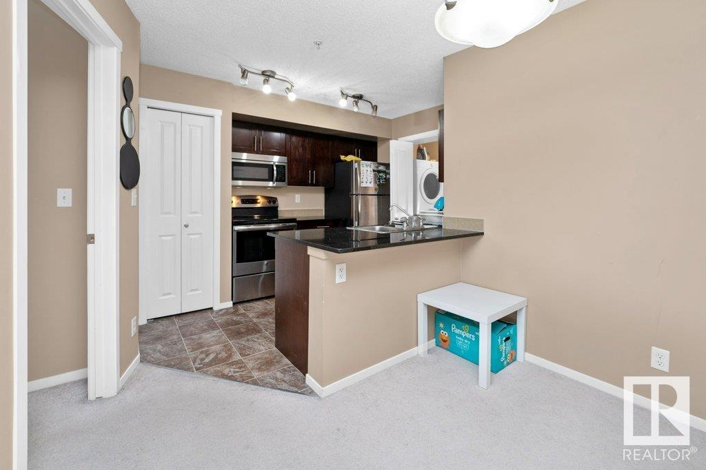 Photo 4 of 221 111 Watt Cm Sw, Edmonton AB