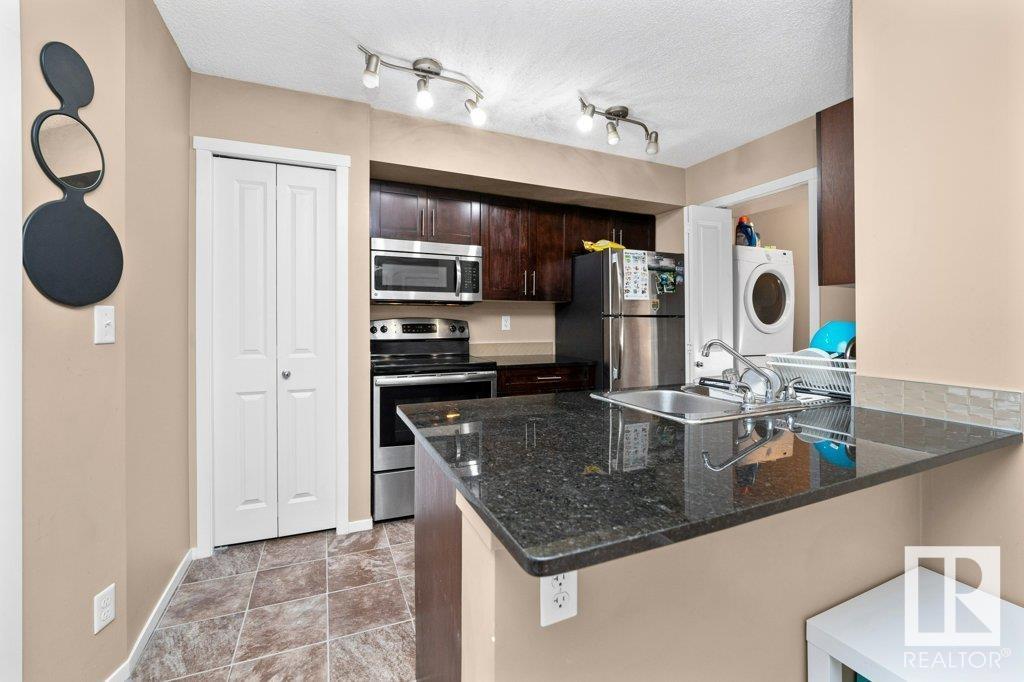 Photo 5 of 221 111 Watt Cm Sw, Edmonton AB