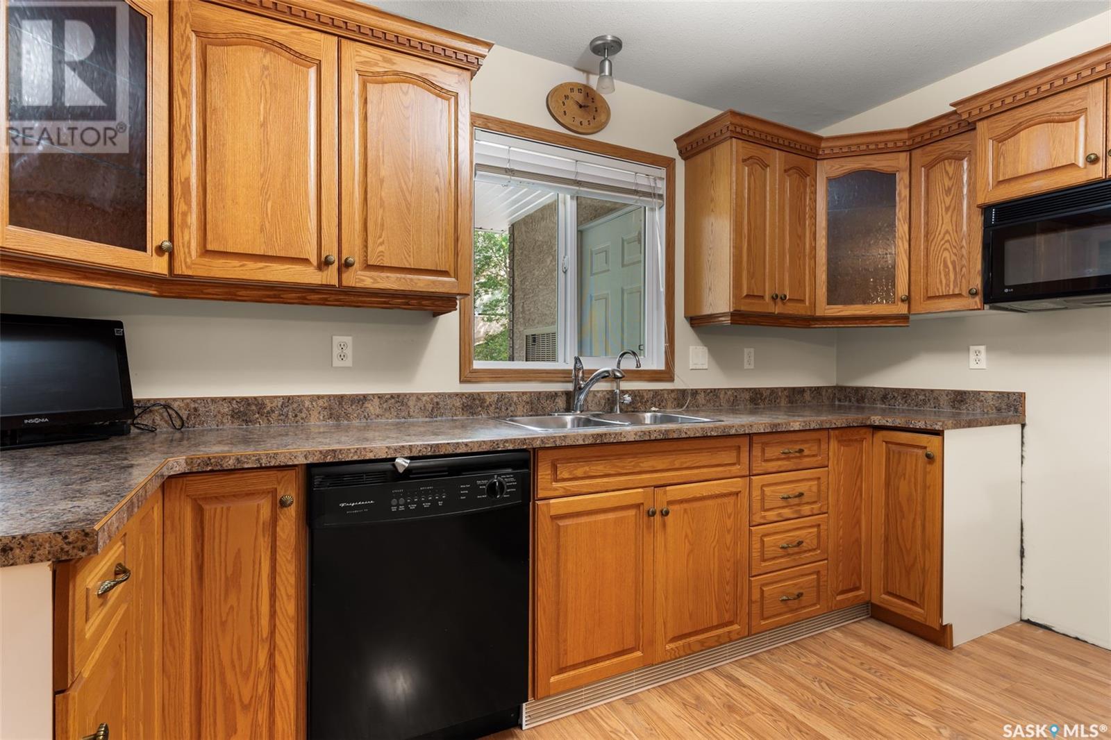 Photo 28 of 105 4525 Marigold Drive, Regina SK