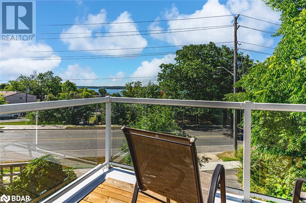Photo 32 of 425 Codrington Street, Barrie ON