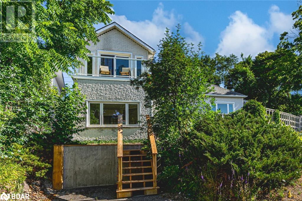 Photo 10 of 425 Codrington Street, Barrie ON