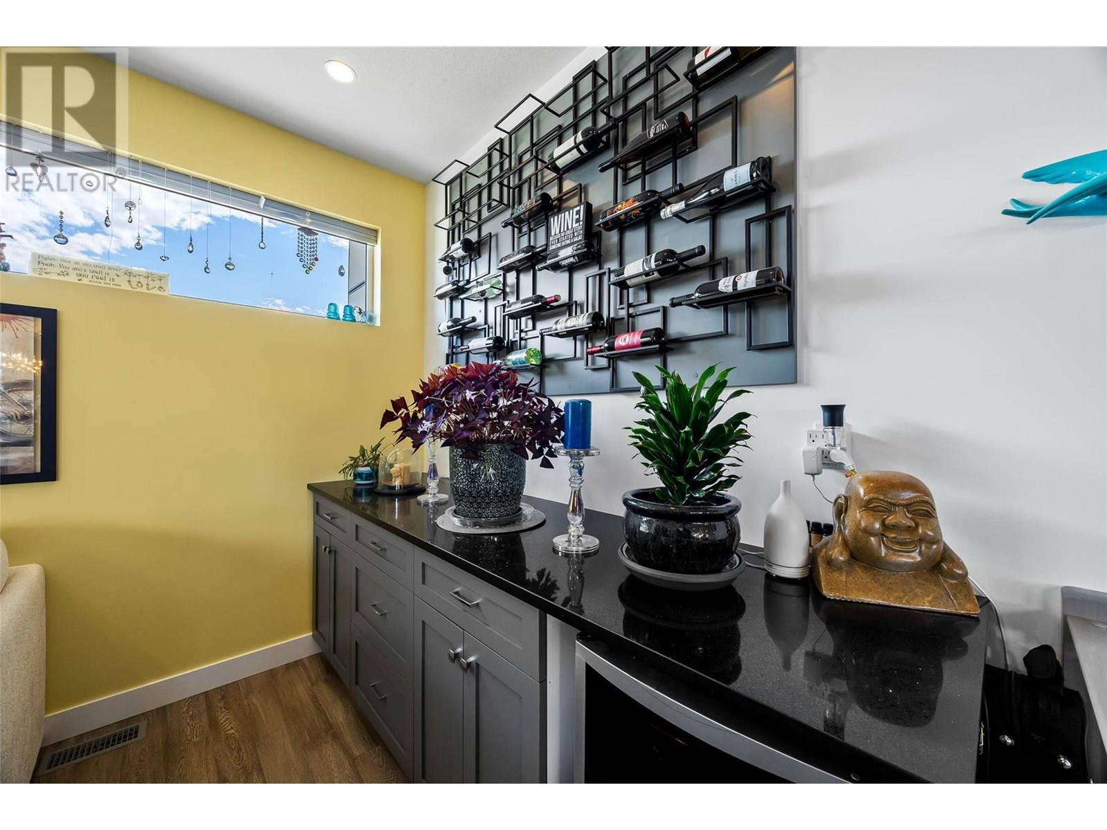 Photo 8 of 1313 Kinross Place, Kamloops BC