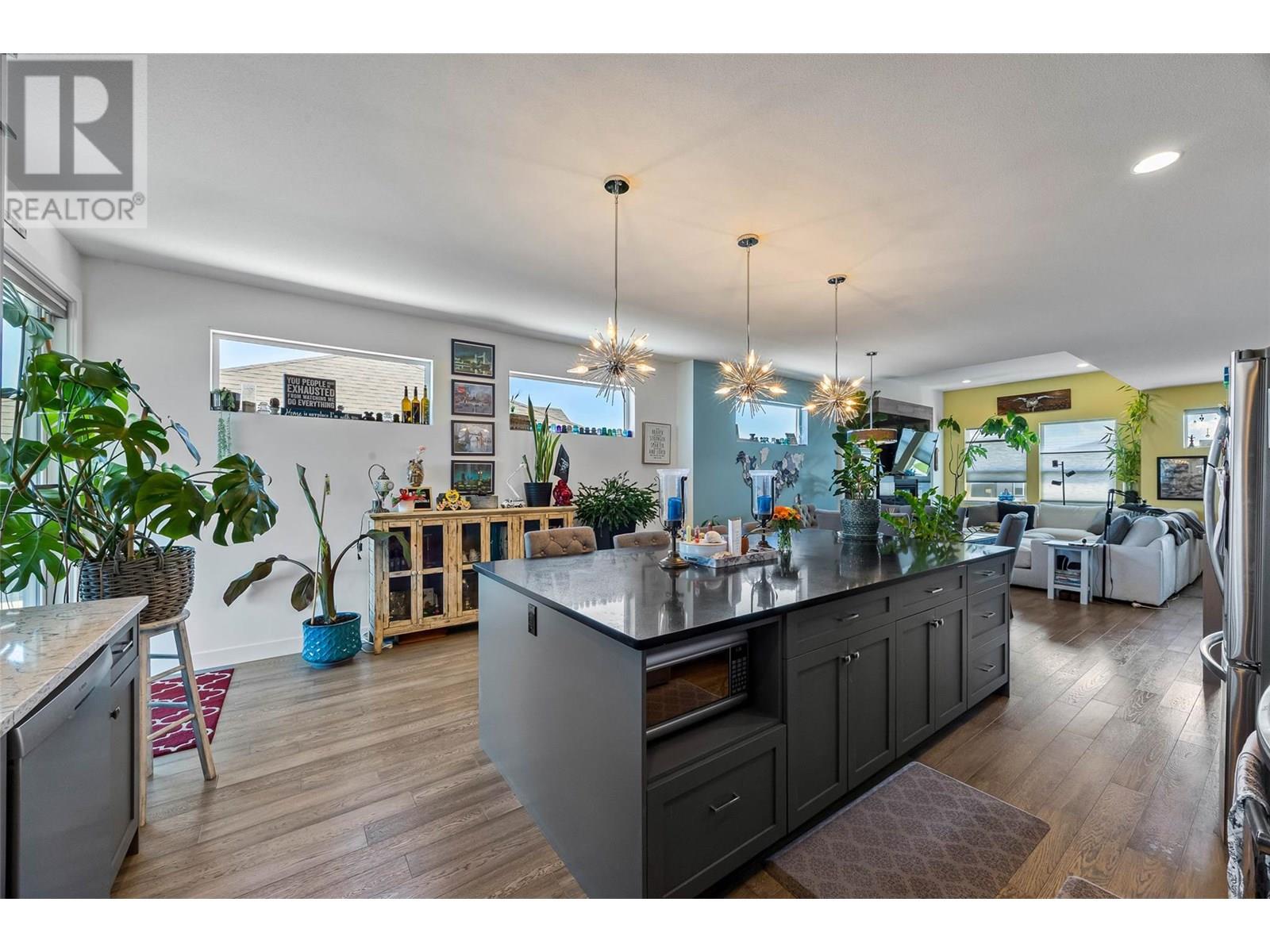 Photo 9 of 1313 Kinross Place, Kamloops BC