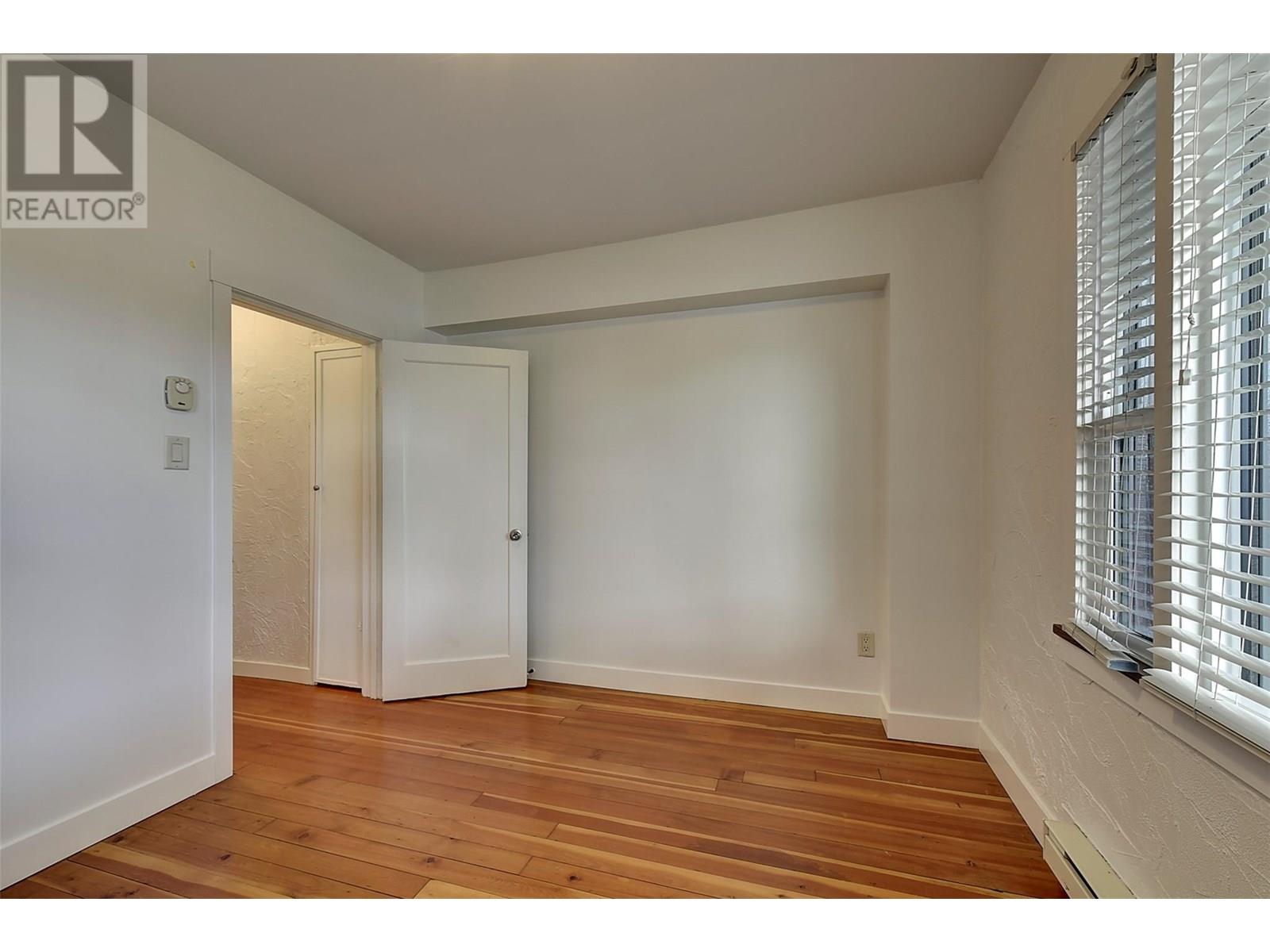 Photo 26 of 928 Fuller Avenue, Kelowna BC