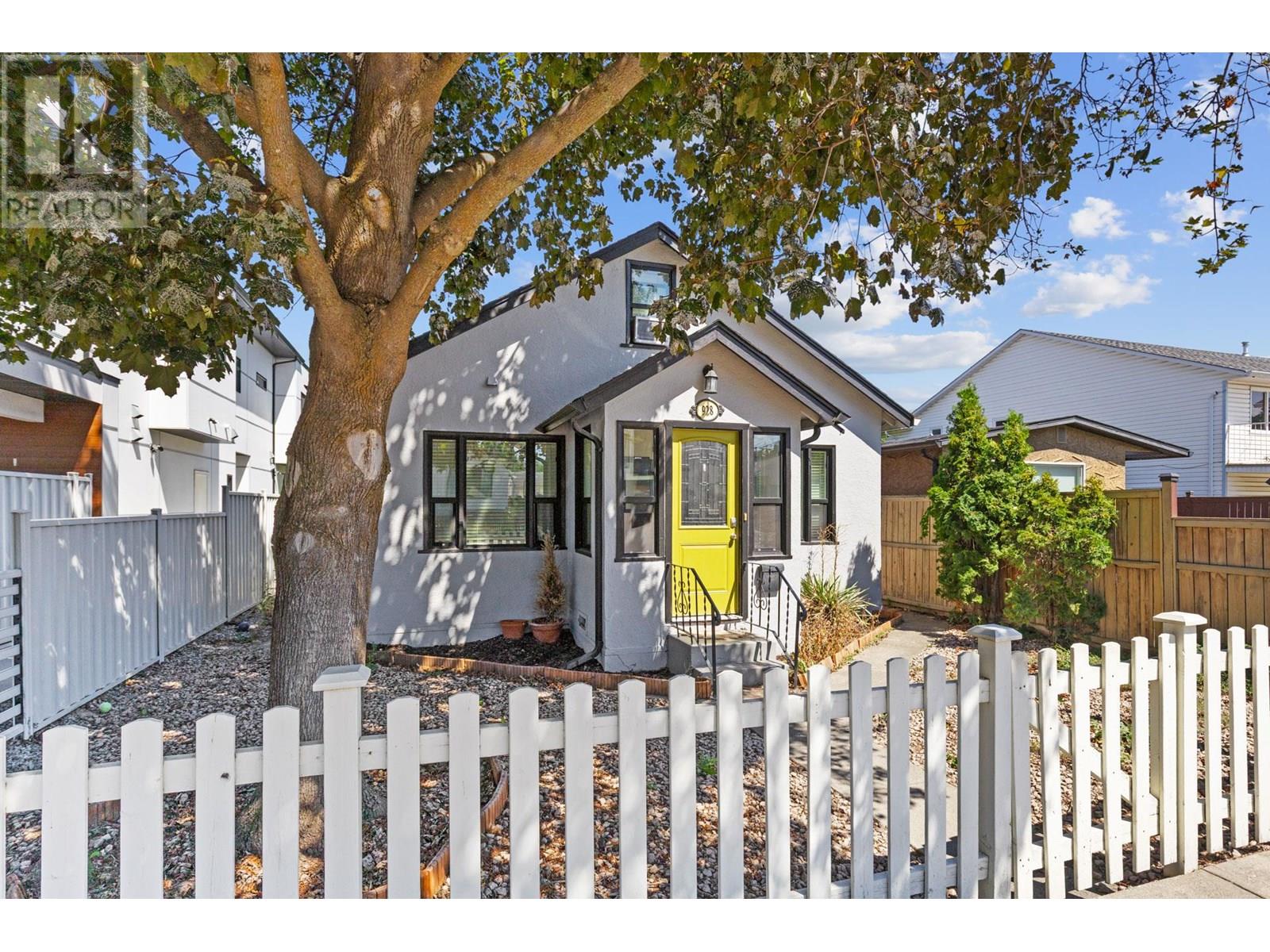 Photo 1 of 928 Fuller Avenue, Kelowna BC