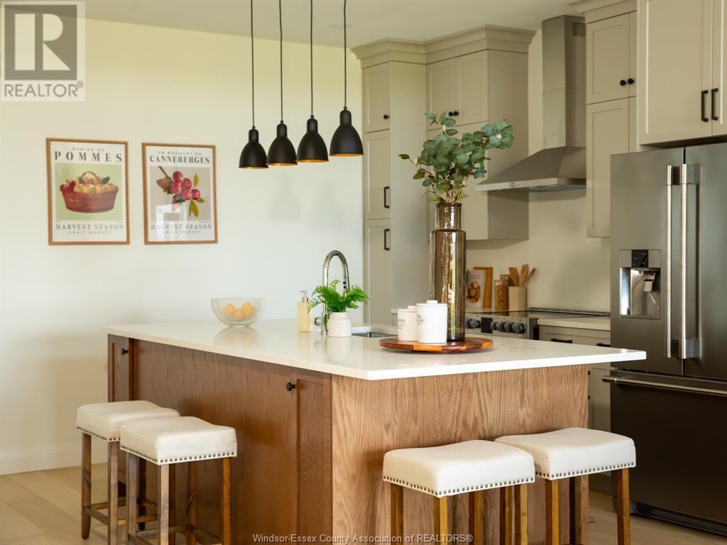 Photo 9 of 71 Callams Bay Crescent, Amherstburg ON