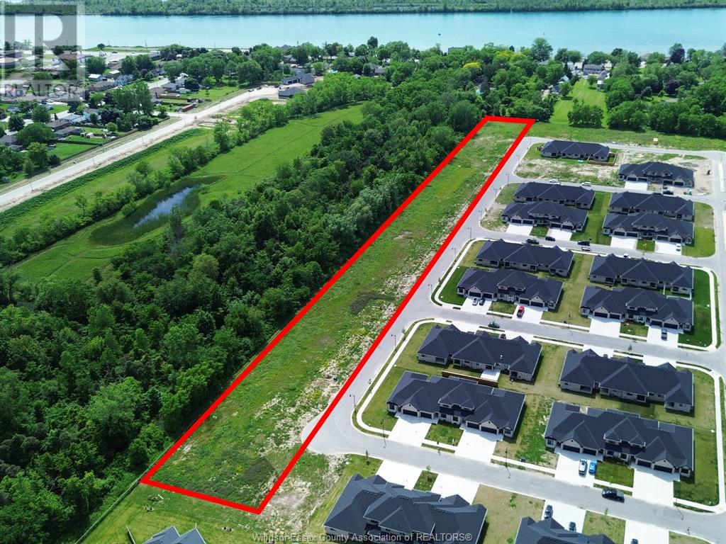 Photo 20 of 71 Callams Bay Crescent, Amherstburg ON