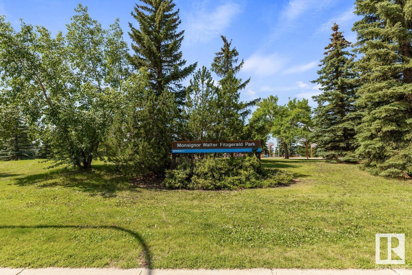 Photo 24 of 200 Surrey Gardens Gd Nw, Edmonton AB