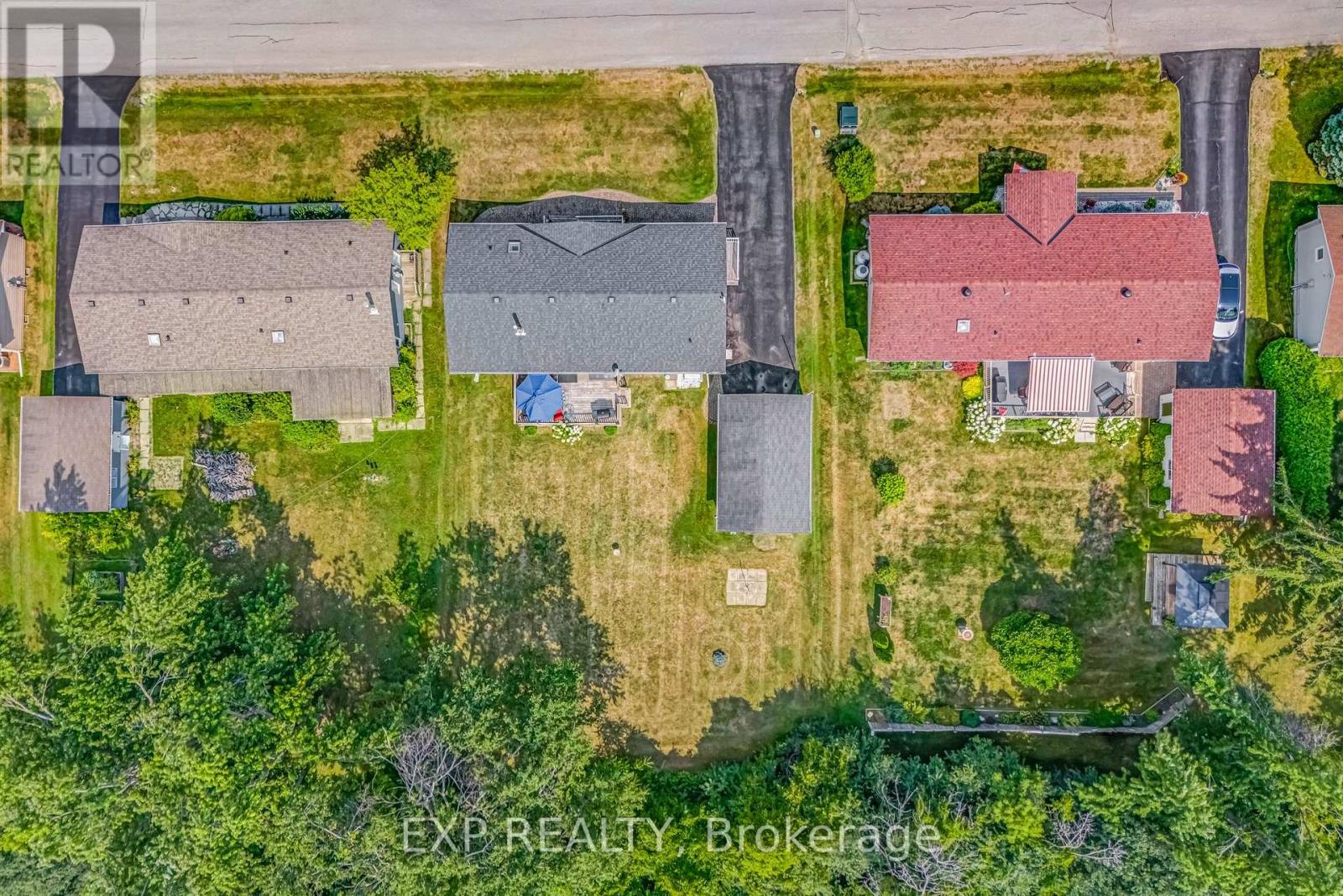 Photo 31 of 25 Juno Crescent, Georgina ON