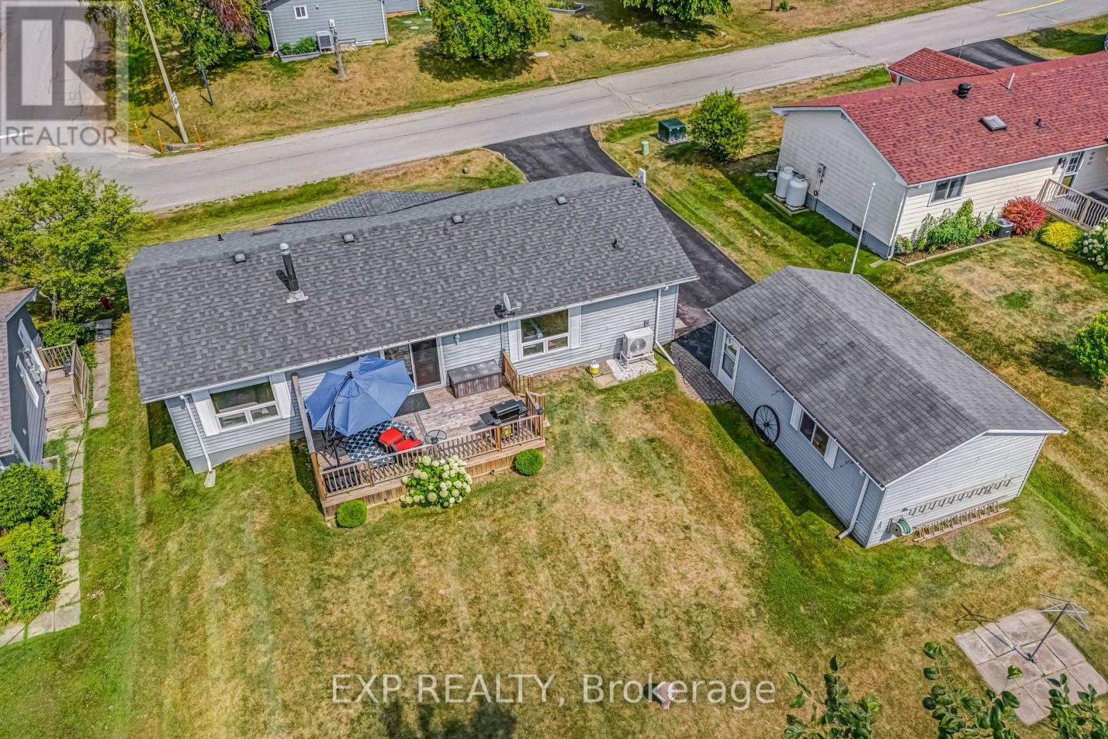 Photo 42 of 25 Juno Crescent, Georgina ON
