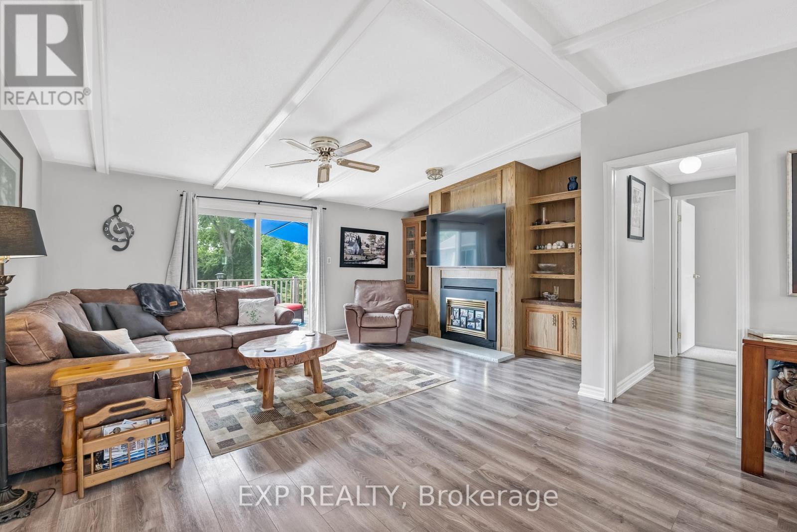 Photo 8 of 25 Juno Crescent, Georgina ON