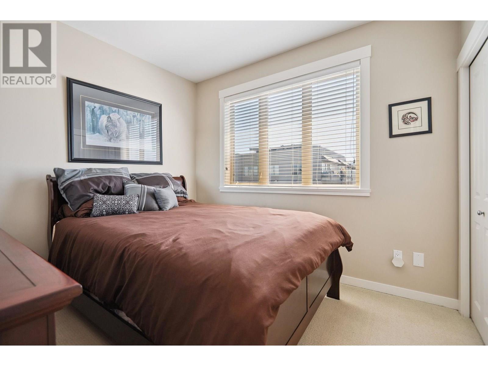 Photo 10 of 303 6077 London Road, Richmond BC