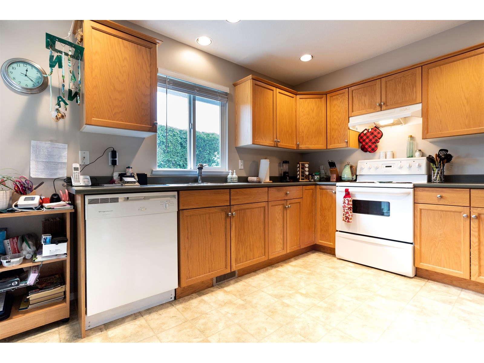 Photo 11 of 8 9472 Woodbine Street Chilliwack Proper East, Chilliwack BC