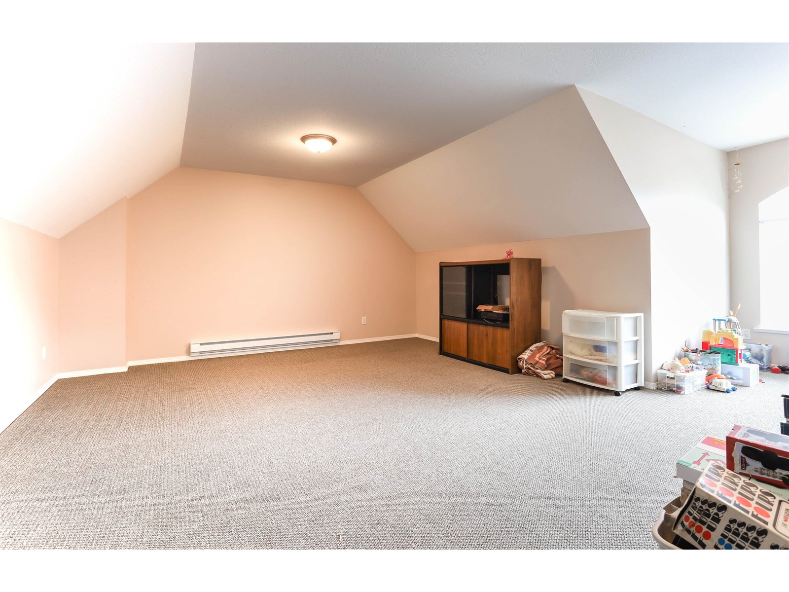 Photo 12 of 8 9472 Woodbine Street Chilliwack Proper East, Chilliwack BC