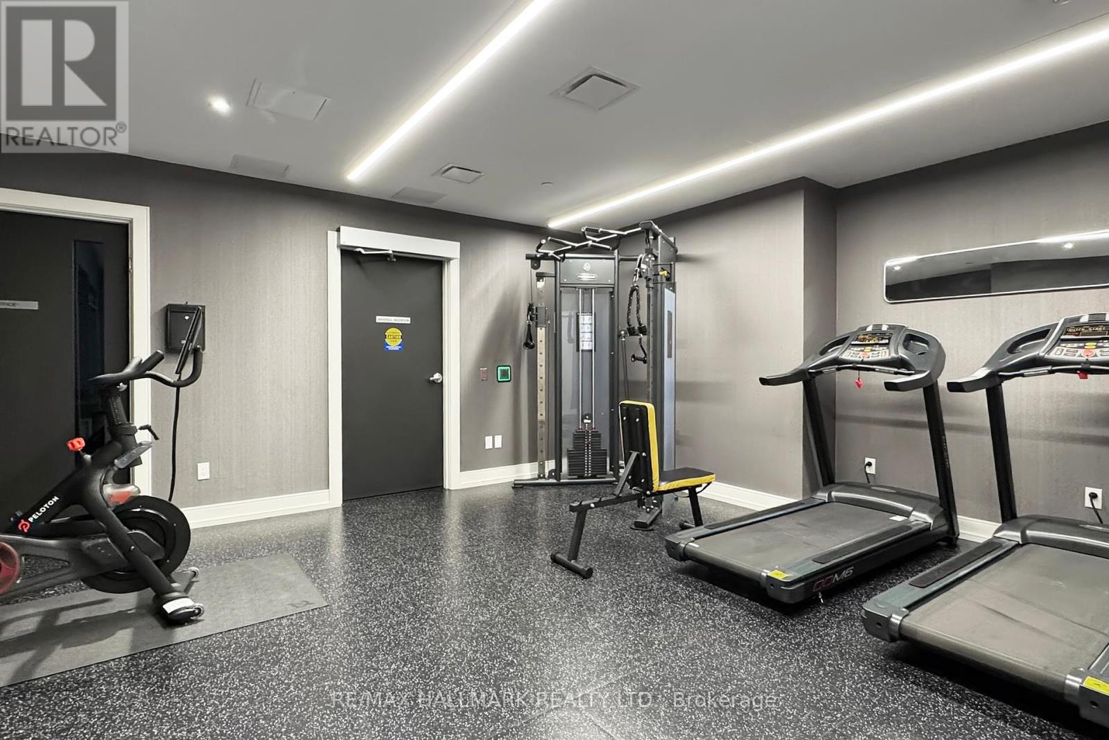 Photo 19 of 303 1 Cardiff Road, Toronto ON
