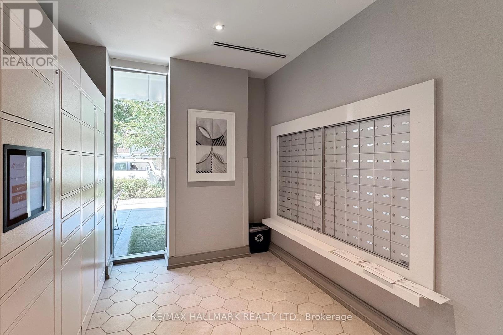 Photo 22 of 303 1 Cardiff Road, Toronto ON