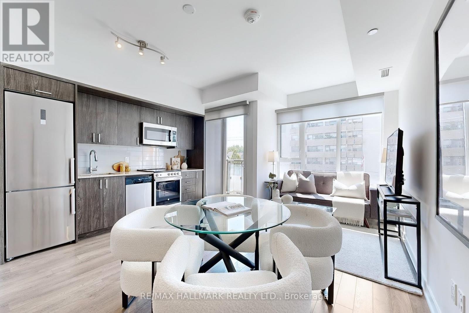 Photo 7 of 303 1 Cardiff Road, Toronto ON