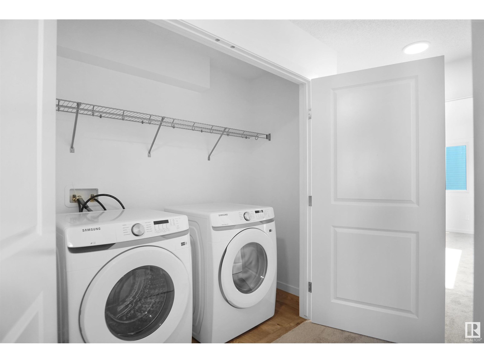 Photo 21 of 62 19904 31 Av Nw, Edmonton AB