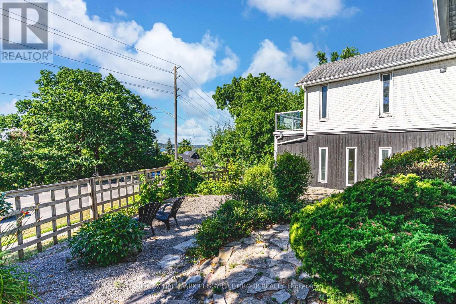 Photo 22 of 425 Codrington Street, Barrie ON