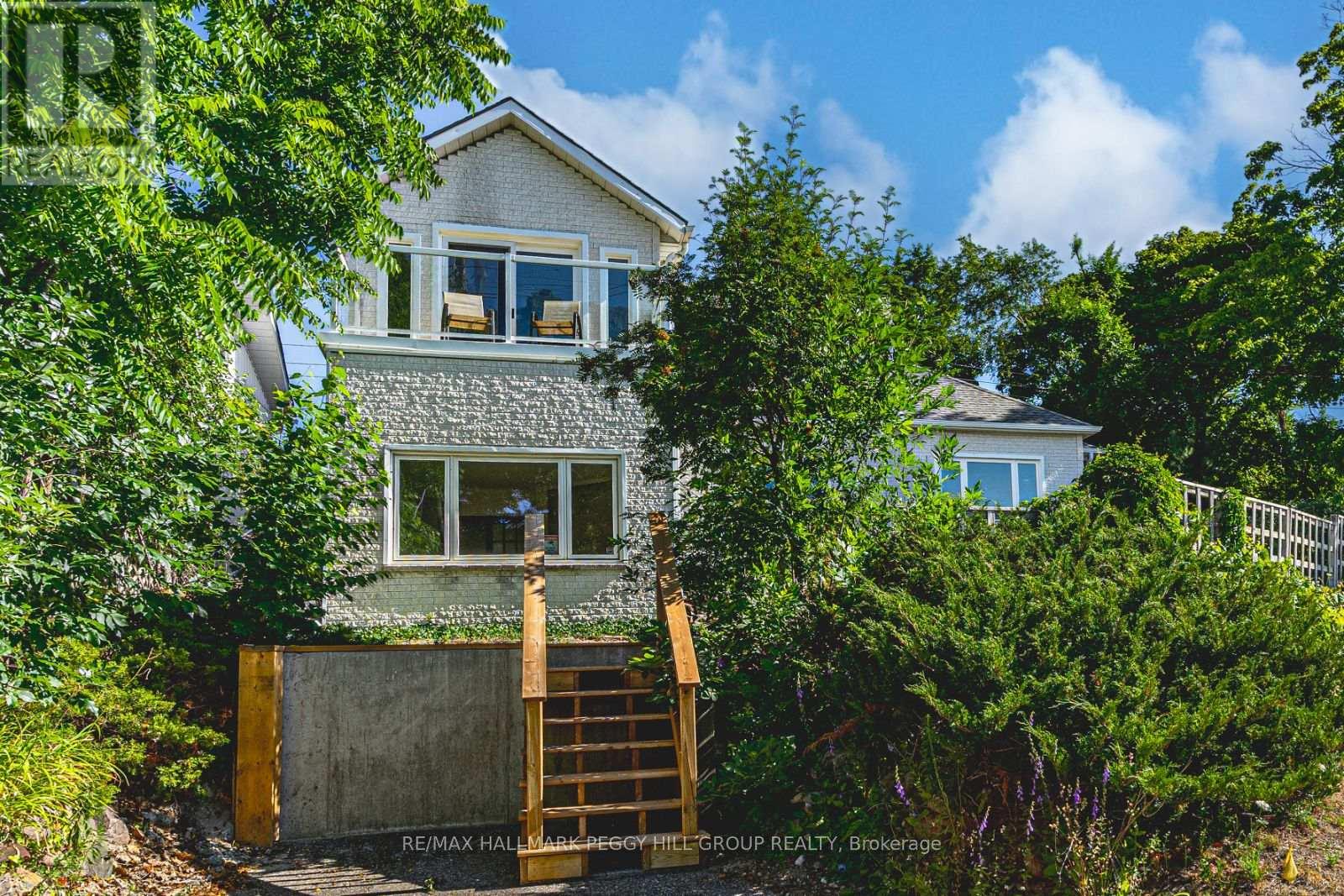 Photo 26 of 425 Codrington Street, Barrie ON