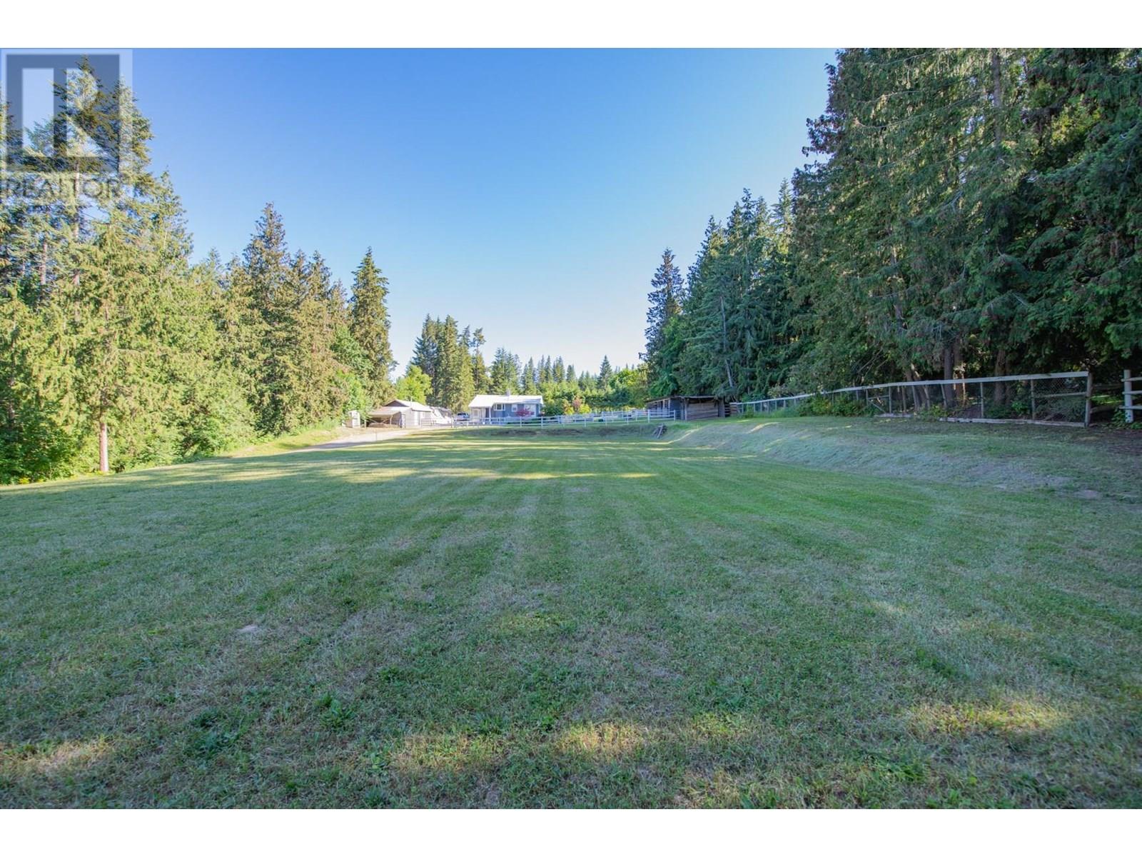 Photo 18 of 4091 10 Avenue Se, Salmon Arm BC