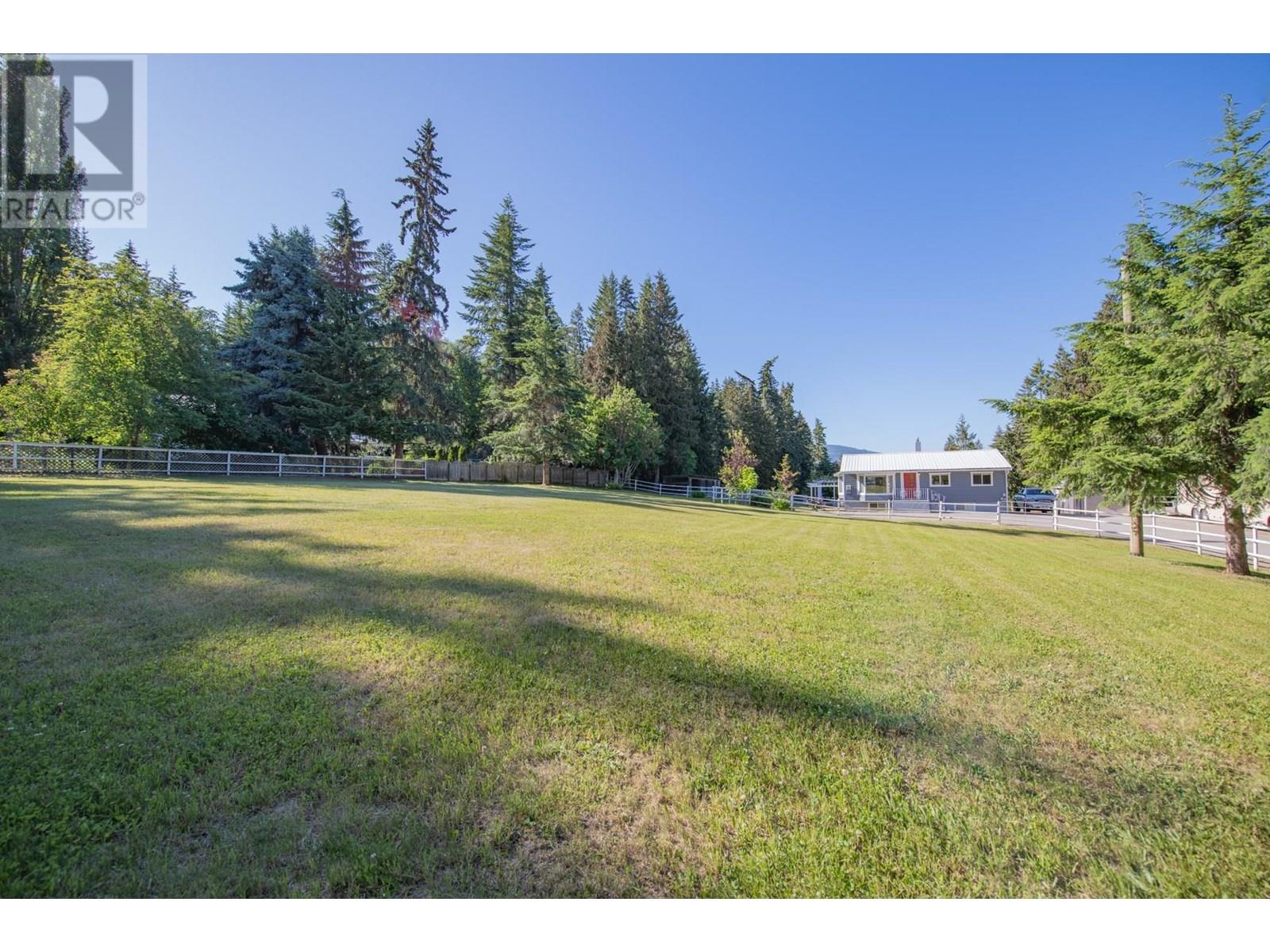 Photo 50 of 4091 10 Avenue Se, Salmon Arm BC