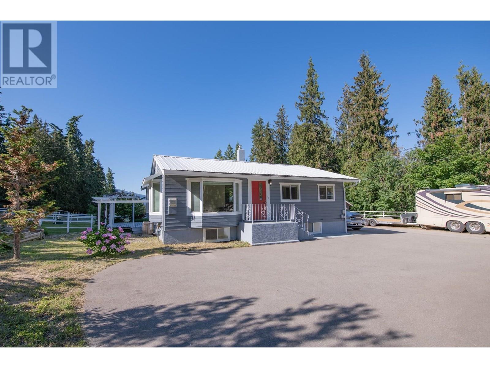 Photo 61 of 4091 10 Avenue Se, Salmon Arm BC