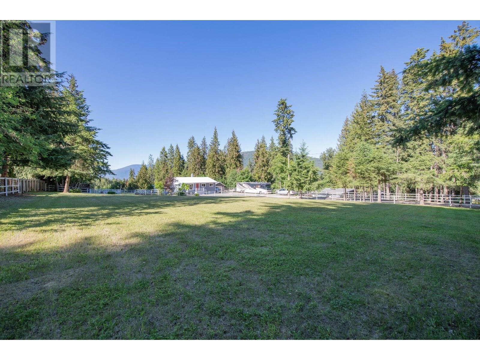 Photo 29 of 4091 10 Avenue Se, Salmon Arm BC