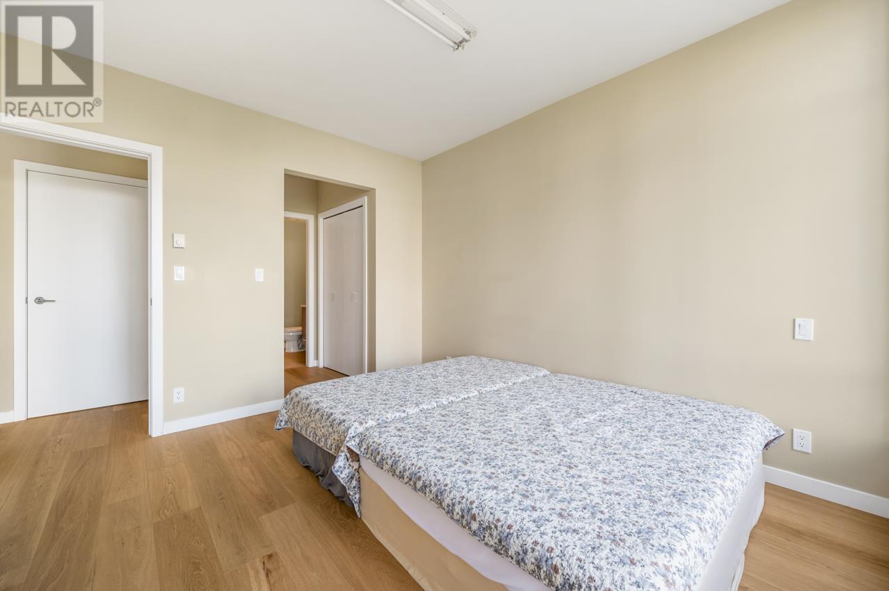 Photo 14 of 501 6188 Wilson Avenue, Burnaby BC