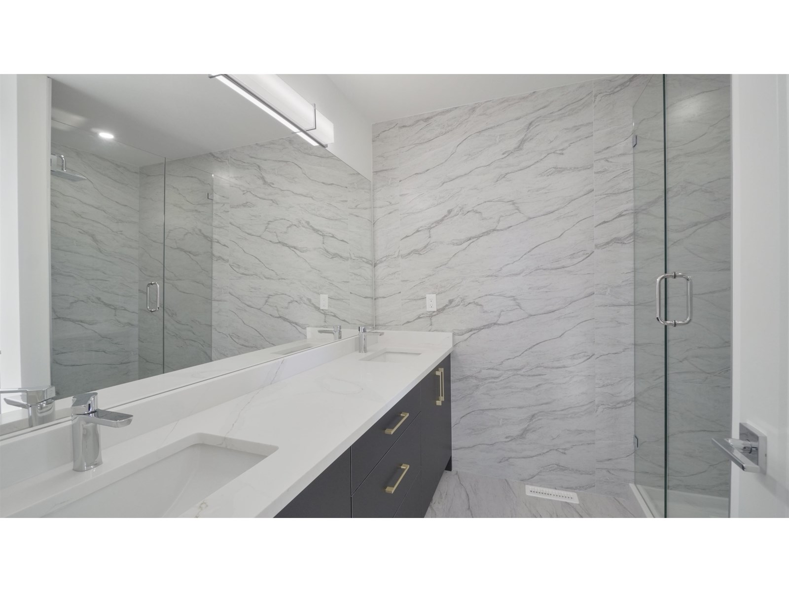 20510 76 AVENUE, Langley